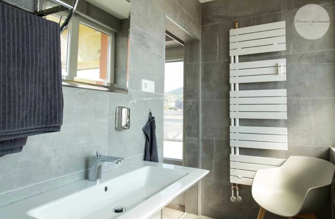 Sky Panorama Apartman Pécs Eksteriør bilde